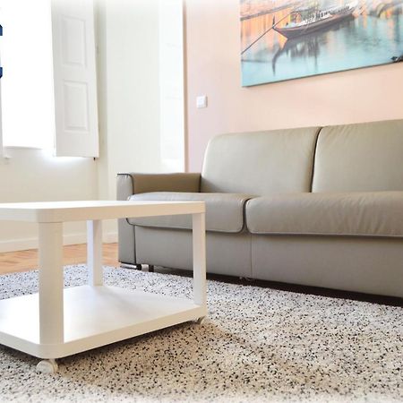 Point Apartment By Jc Porto Luaran gambar