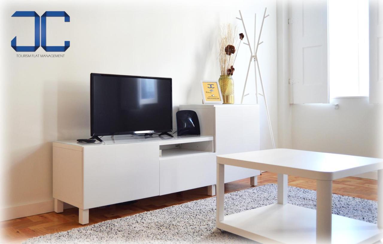 Point Apartment By Jc Porto Luaran gambar